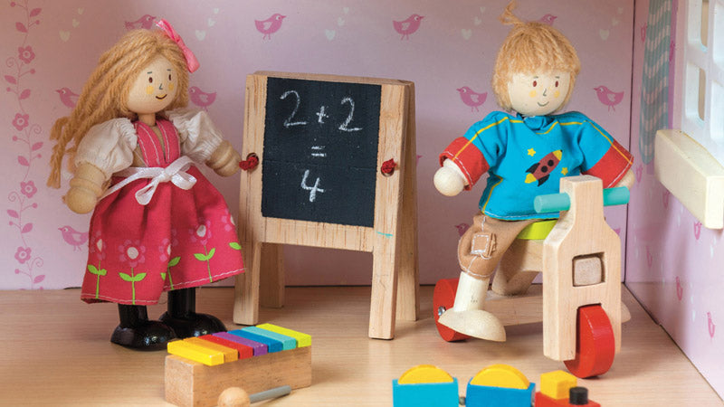 Things Parents Should Consider When Choosing A Toy – Le Toy Van