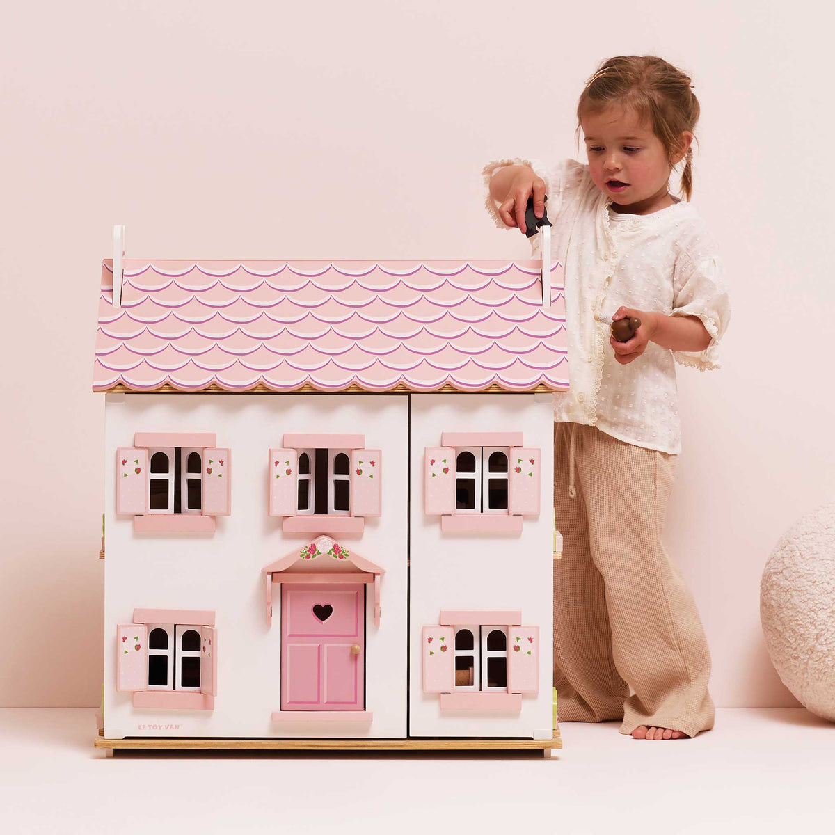 Sophie's Dolls House Play Set Doll House Accessories Le Toy Van
