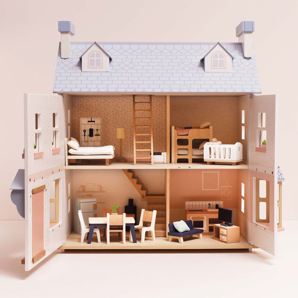 Mayberry Manor Dolls House Play Set Doll House Set Le Toy Van