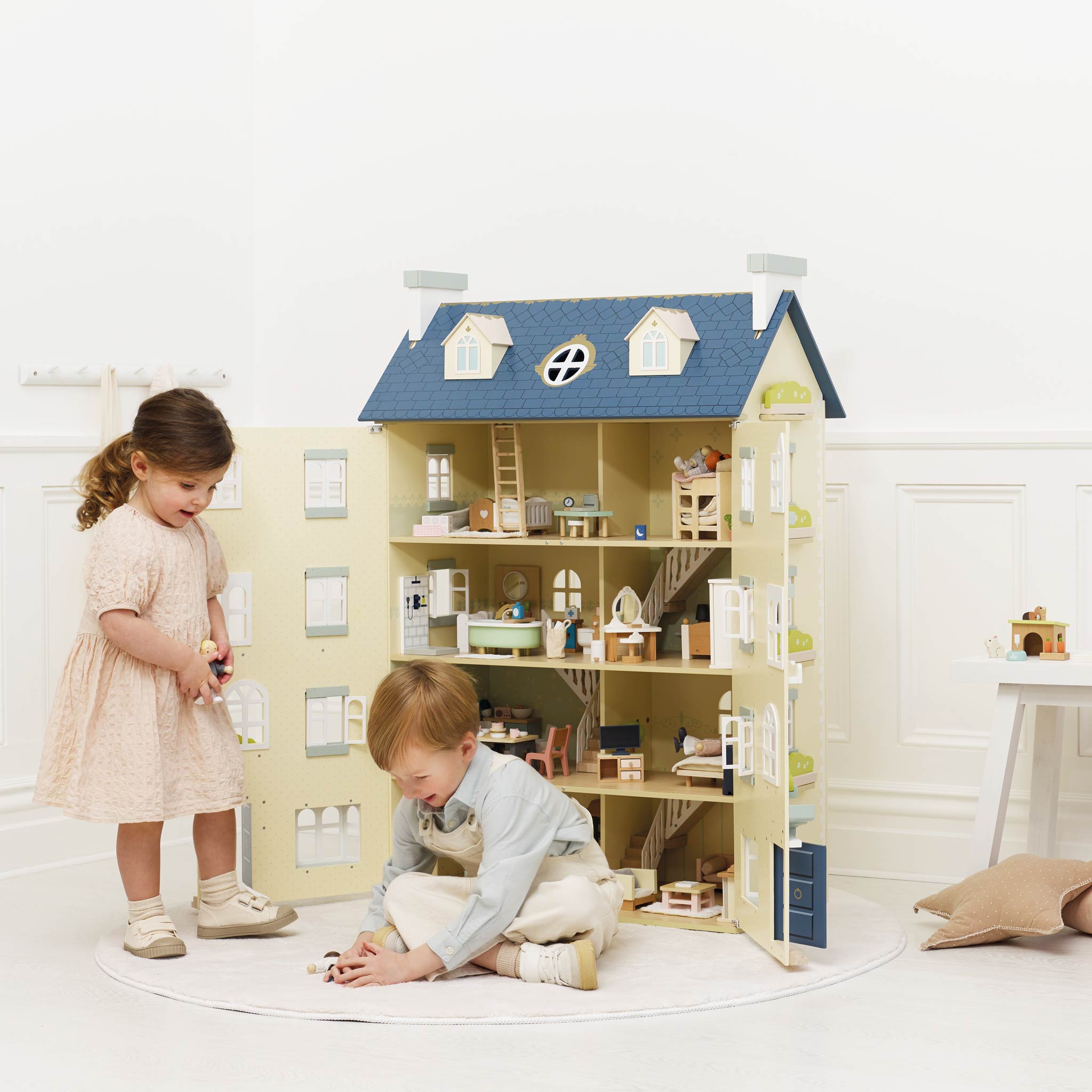 Palace Wooden Dolls House