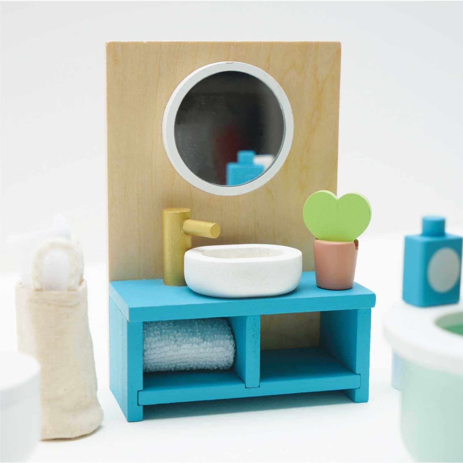 ME060-bathroom-doll-house-furniture-daisylane-bathtub-toilet-vanity-blue-green-white-sustainable-stem-wooden-toy-eco-gift-_4