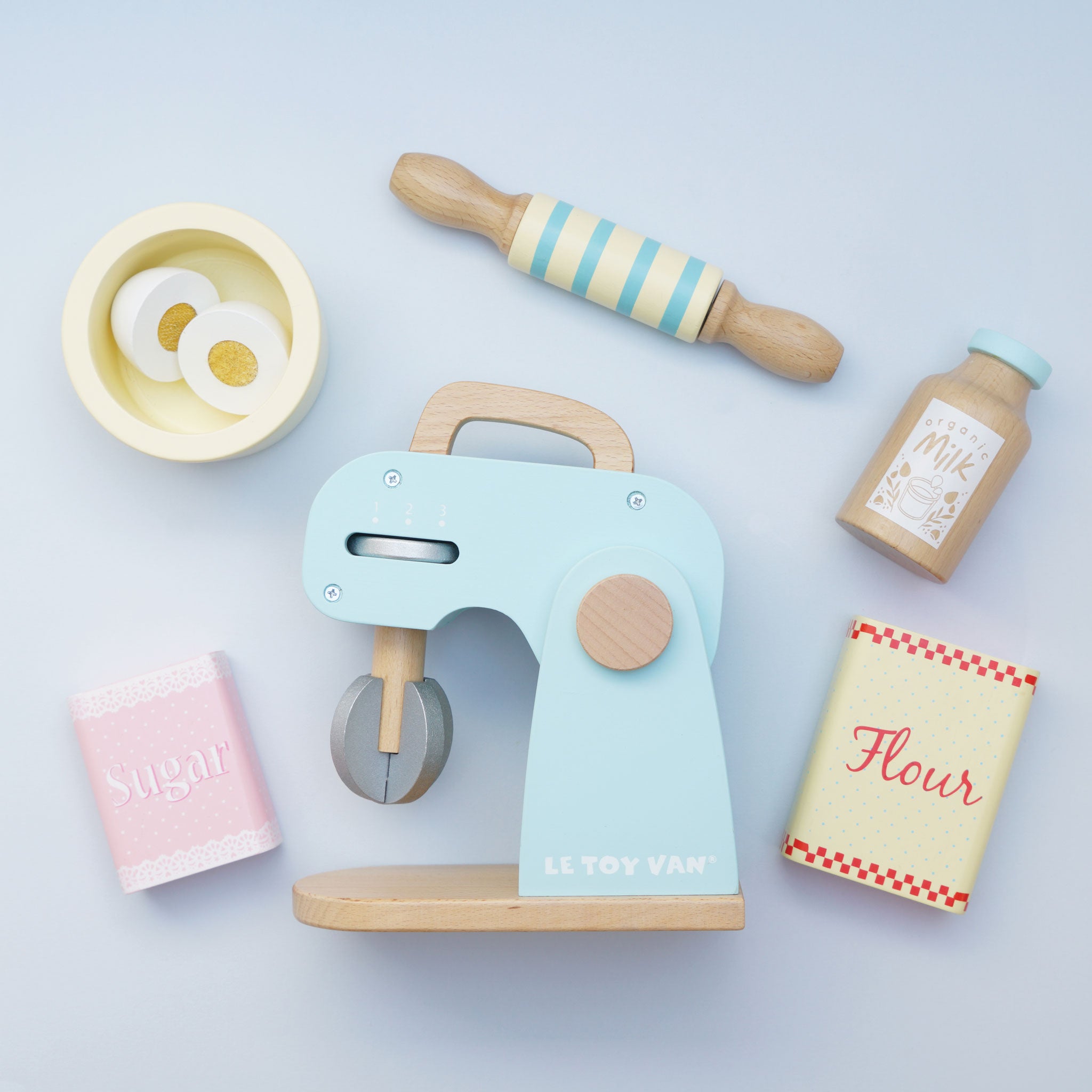 TV285-mixer-baking-patisserie-flour-sugar-eggs-milk-bottle-whisk-blue-cream-wooden-toy-roleplay-boy-girl-gift-honeybake_4