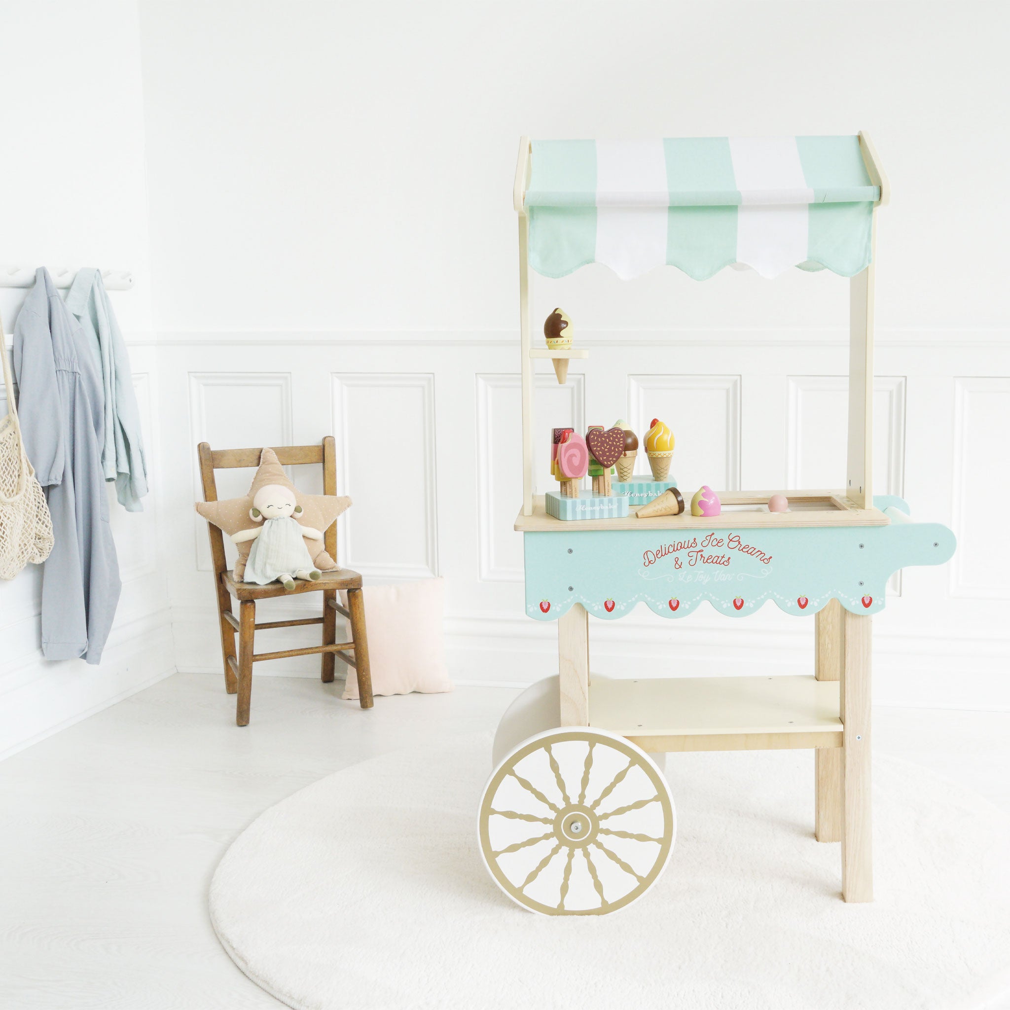 Le toy van ice cream trolley online