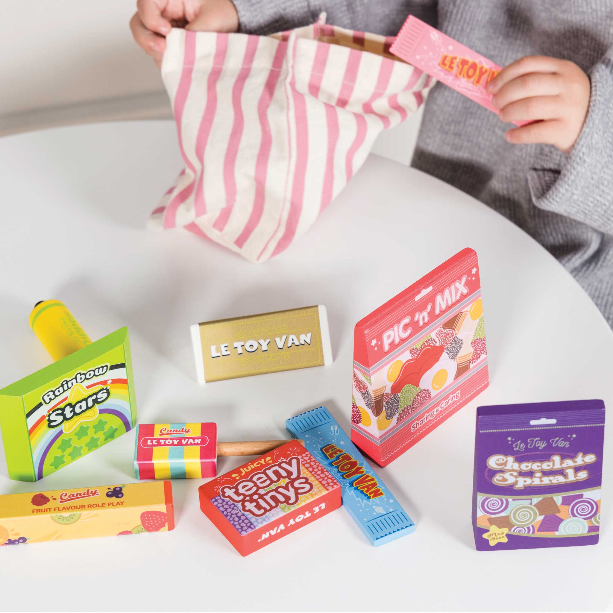 TV335-sweets-candy-lollies-bonbons-roleplay-playfoods-cotton-bag-chocolate-fsc-plastic-free-gift-boys-girls_3