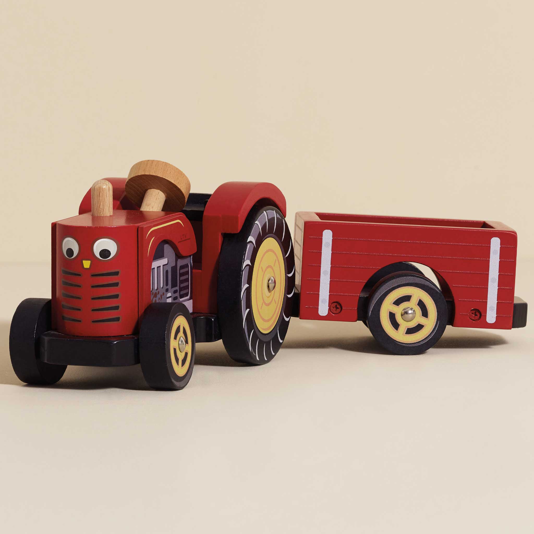 TV468-red-farm-tractor-trailer-rouge-barn-wooden-toy-eco-plastic-free-gift-boy-girl_7