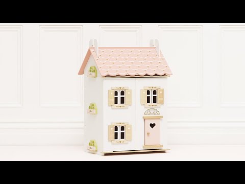 Roseheart Wooden Dolls House | Short Video | Le Toy Van

